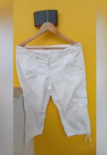 LOFT White Capri